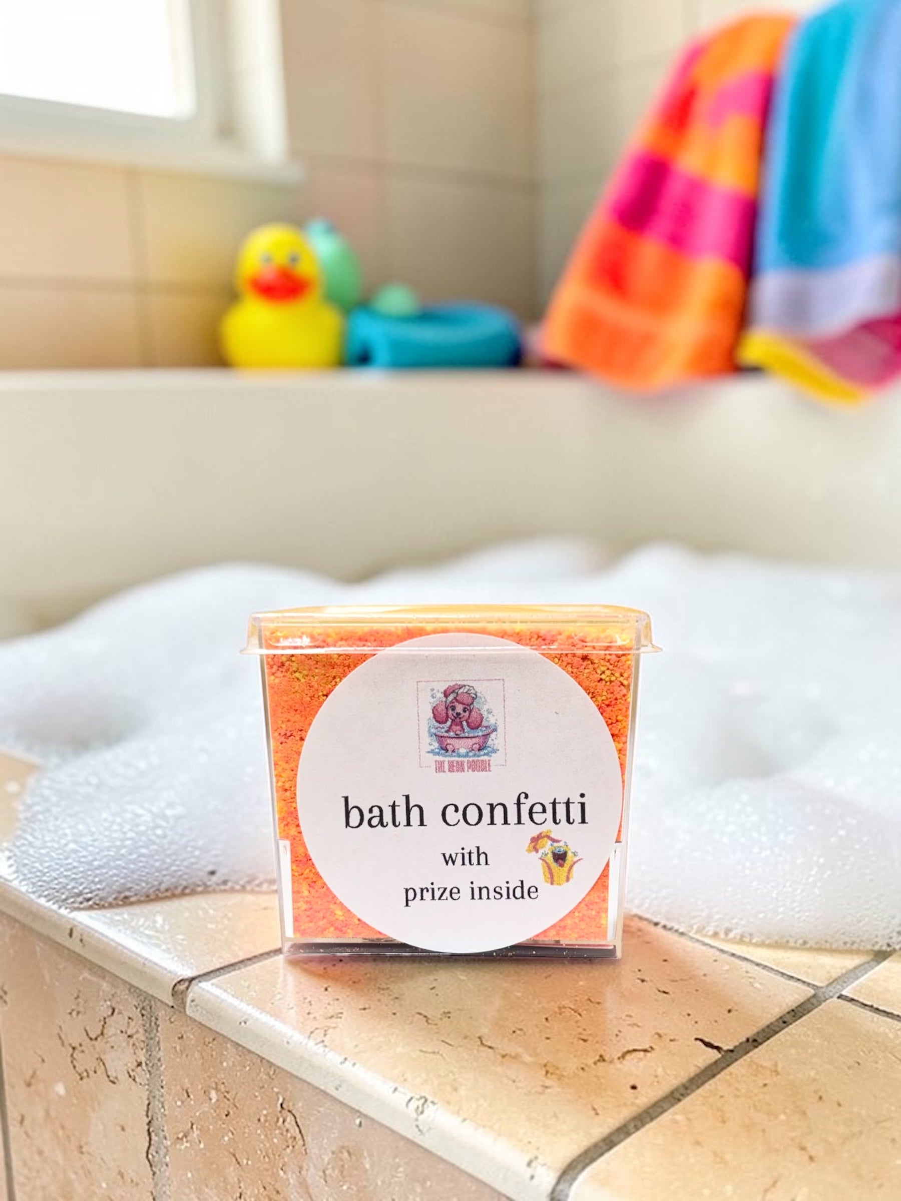 Orange Bath Confetti *toy inside*